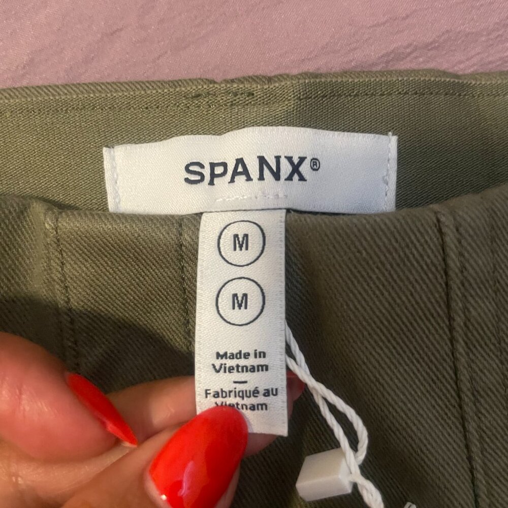 SPANX - NWT Stretch Twill Cropped Wide Leg Pant - Medium - Picture 4 of 5